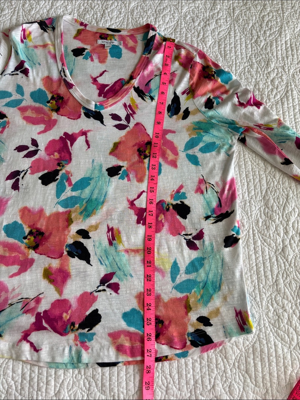 Chico's White V-Neck 3/4 Sleeve Watercolor Floral Tee Pink Teal Accents Size XL - Picture 8 of 9